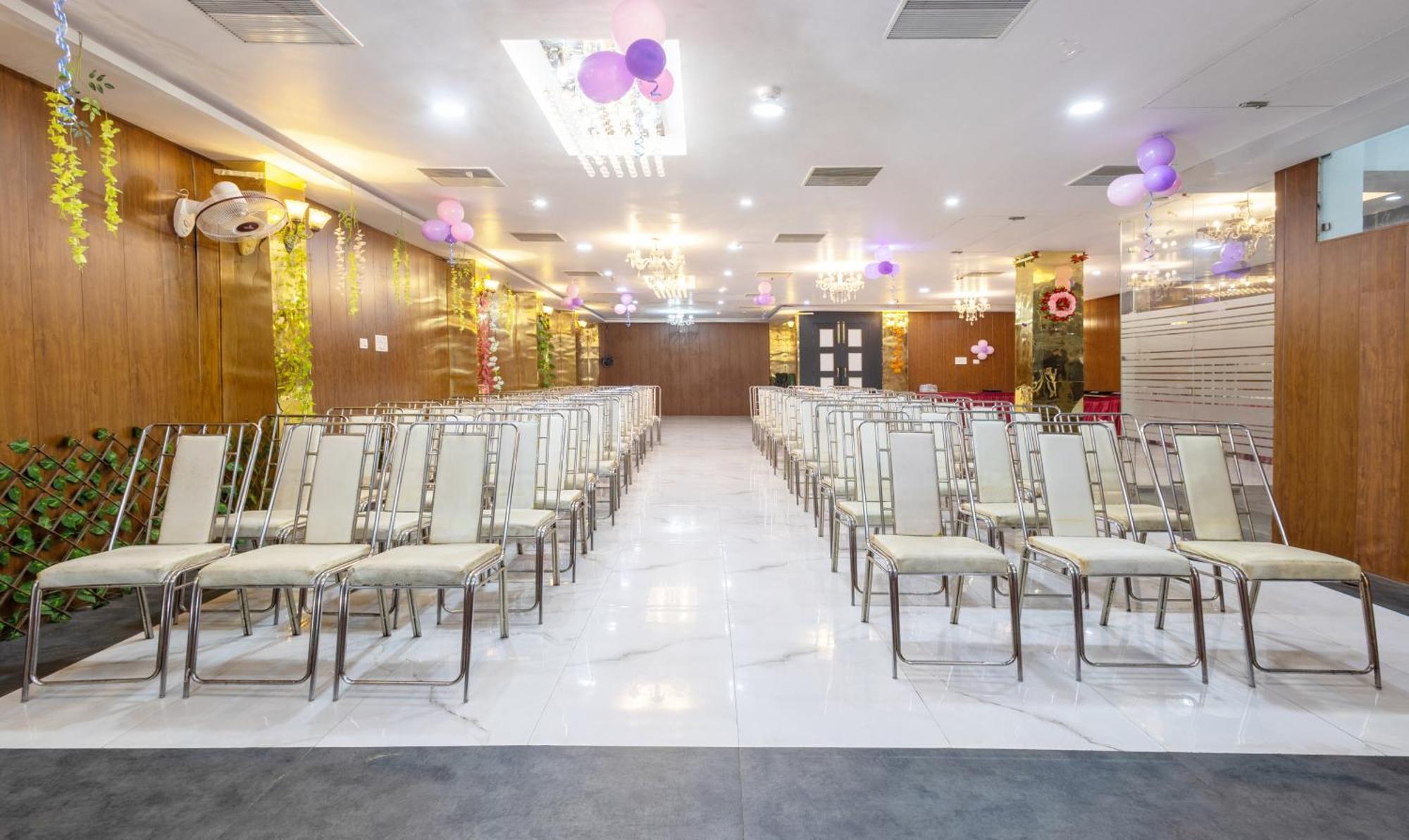 Hotel Treebo Shakuntalam, Near Lucknow Airport Exterior foto
